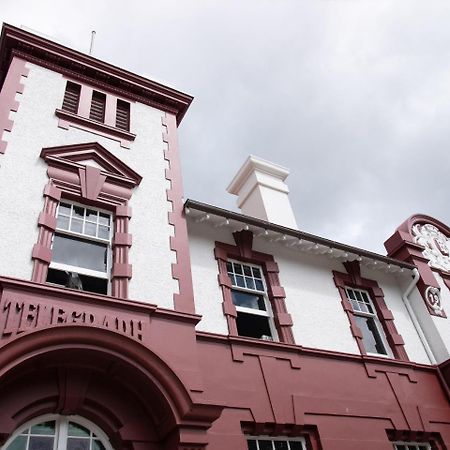 Clarence Boutique Hotel Tauranga Buitenkant foto