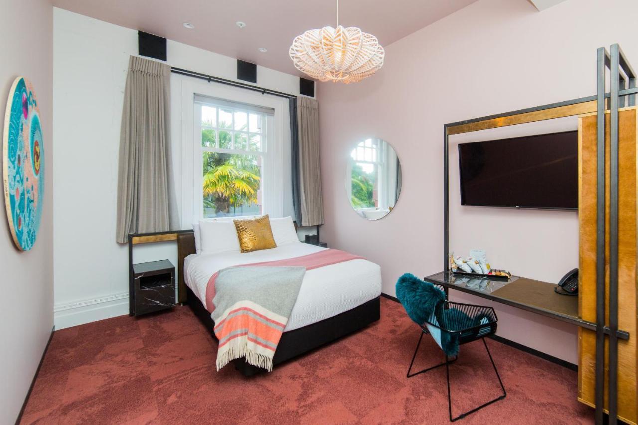Clarence Boutique Hotel Tauranga Buitenkant foto